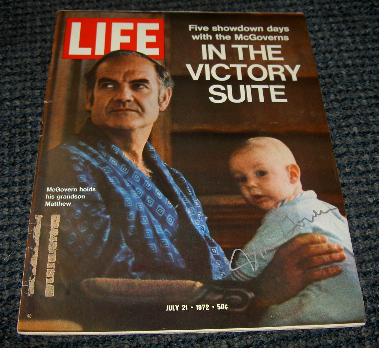 George McGovern Auto Signed Life Magazine July 21 1972